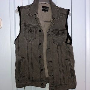 Men’s Denim Vest